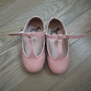 Zeebra Kids mauve pink toddler Mary Janes dressy shoes size 23